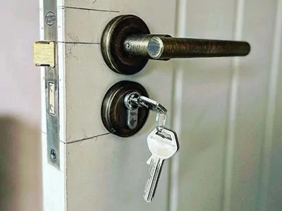 ¿Dónde puedo encontrar las cerraduras más seguras para instalar en mi casa en Burgos? Donde puedo encontrar las cerraduras mas seguras para instalar en mi casa en Burgos - ¿Dónde puedo encontrar las cerraduras más seguras para instalar en mi casa en Burgos?