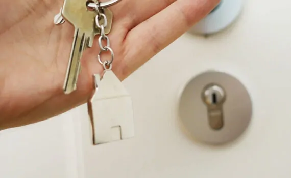 Que empresas ofrecen cambio de cerraduras de alta seguridad 570x350 - ¿Qué empresas ofrecen cambio de cerraduras de alta seguridad en Burgos?